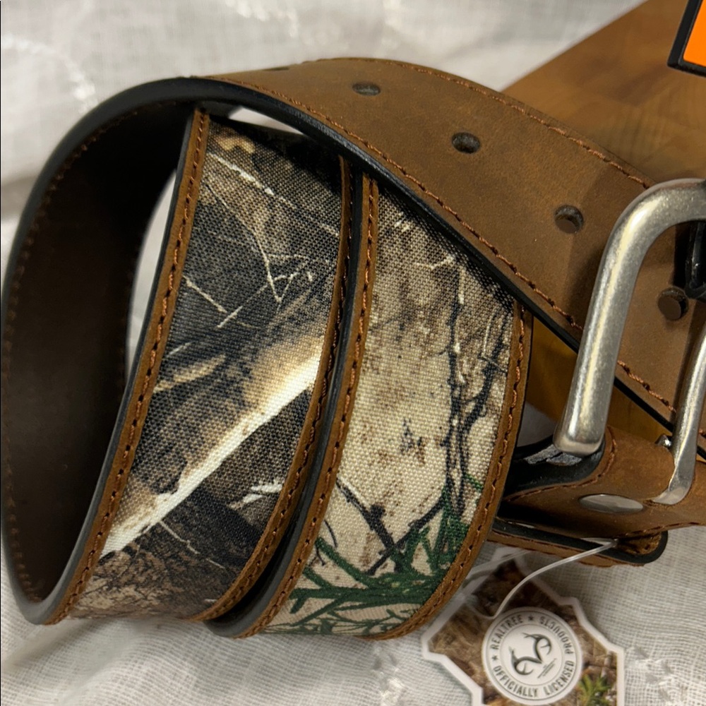 NWT Realtree leather and camouflage belt 44/110 - Picture 10 of 12